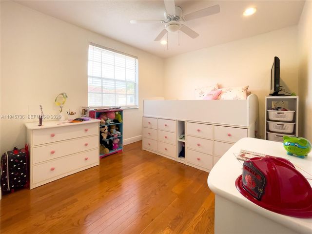 931 Opal Ter, Weston, FL 33326