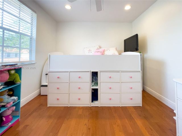 931 Opal Ter, Weston, FL 33326