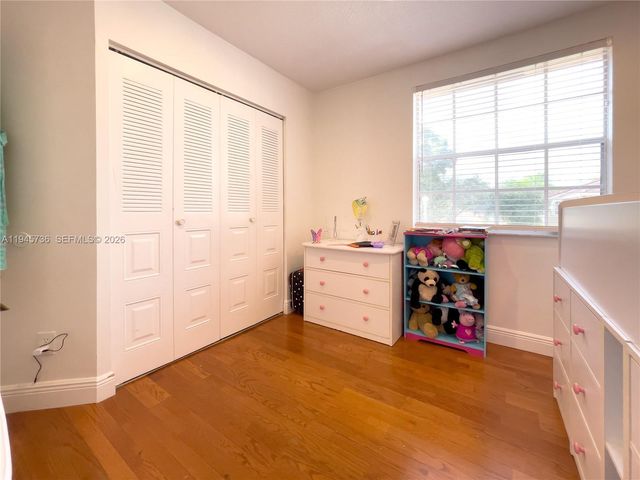 931 Opal Ter, Weston, FL 33326