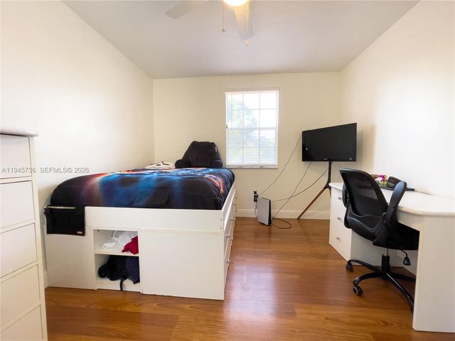 931 Opal Ter, Weston, FL 33326