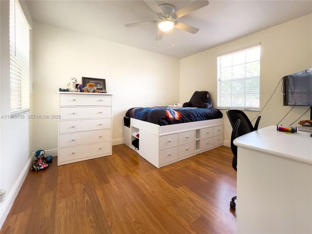 931 Opal Ter, Weston, FL 33326