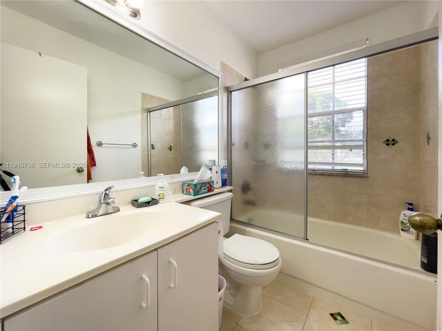 931 Opal Ter, Weston, FL 33326