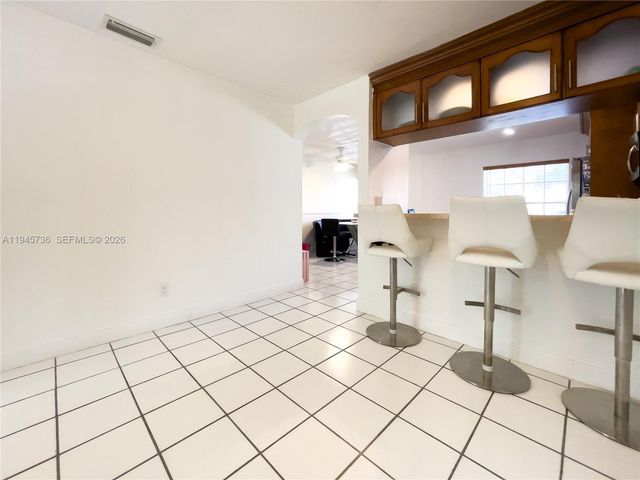 931 Opal Ter, Weston, FL 33326