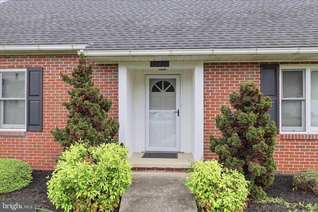 12421 NESBITT AVE, Clear Spring, MD 21722