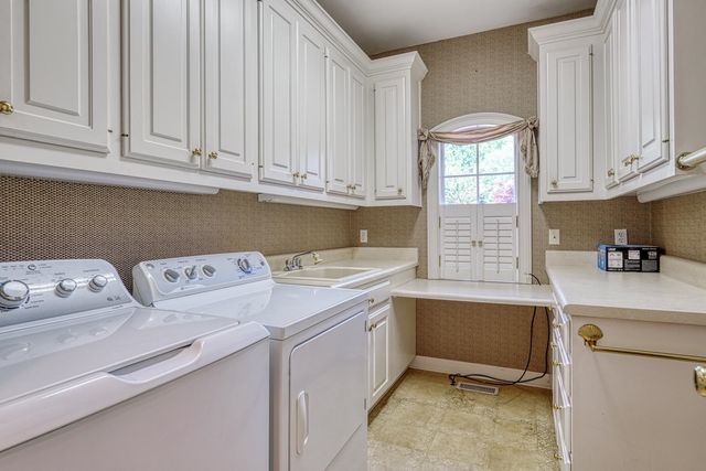 234 N Lake Emory Drive, Inman, SC 29349