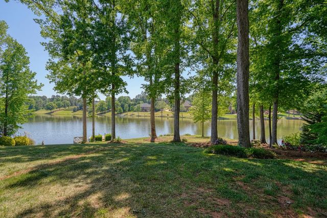 234 N Lake Emory Drive, Inman, SC 29349