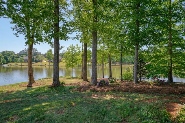 234 N Lake Emory Drive, Inman, SC 29349