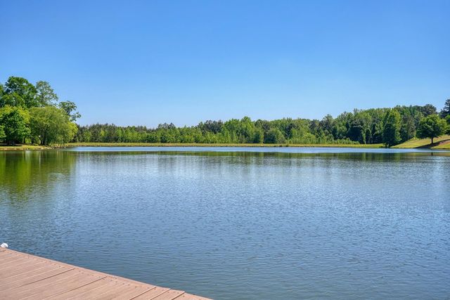 234 N Lake Emory Drive, Inman, SC 29349