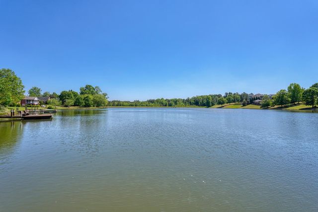 234 N Lake Emory Drive, Inman, SC 29349