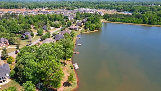 234 N Lake Emory Drive, Inman, SC 29349