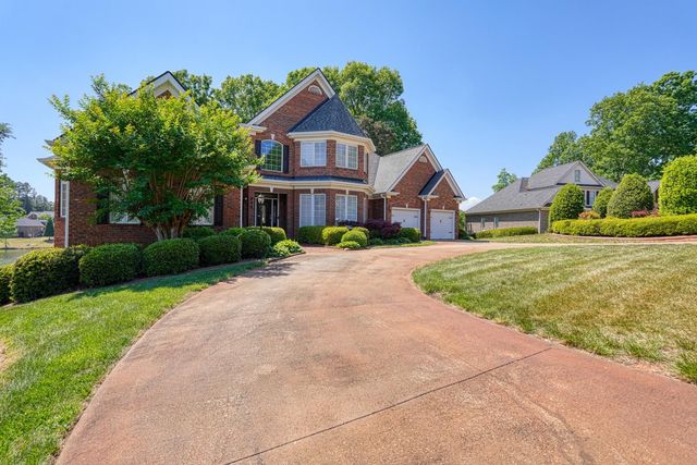 234 N Lake Emory Drive, Inman, SC 29349