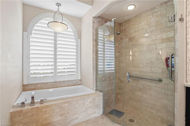 12541 Marina Club DR, Fort Myers, FL 33919