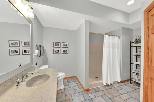 732 River Reserve DRIVE, Hartland, WI 53029