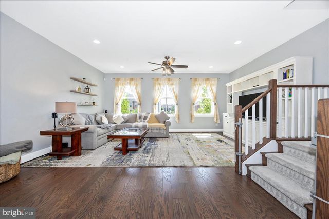22557 MERGANSER ST, Clarksburg, MD 20871