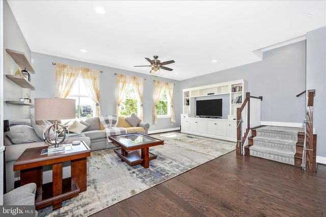 22557 MERGANSER ST, Clarksburg, MD 20871
