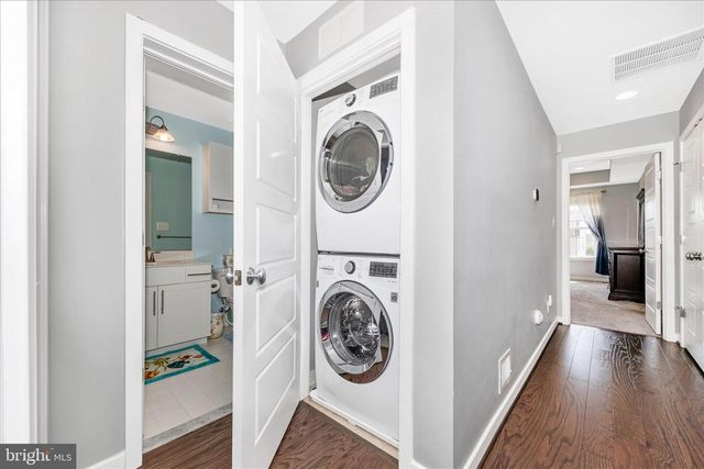 22557 MERGANSER ST, Clarksburg, MD 20871