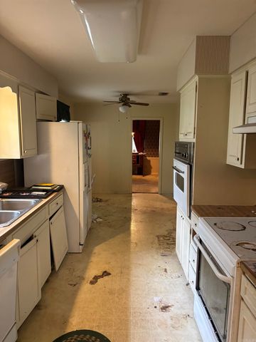 10004 Kane Drive, Little Rock, AR 72205