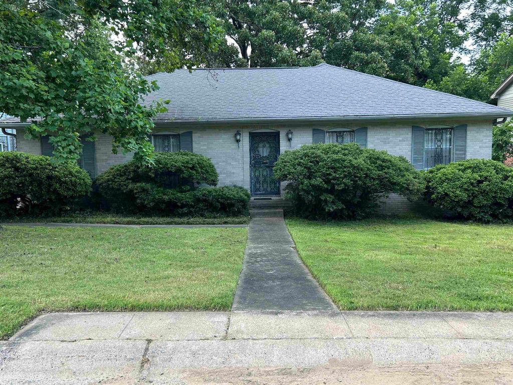 10004 Kane Drive, Little Rock, AR 72205