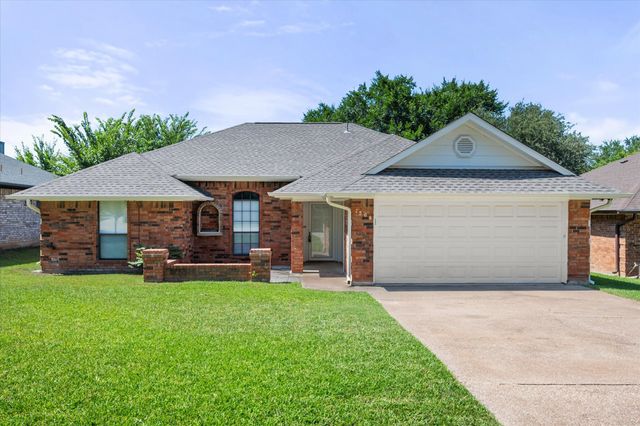 7508 Jamie Renee Lane, North Richland Hills, TX 76182