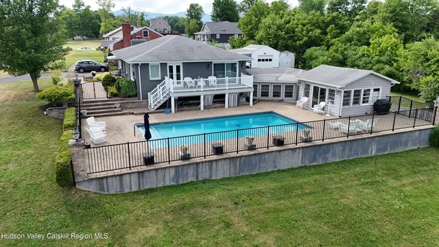 39 Market Street, Saugerties, NY 12477