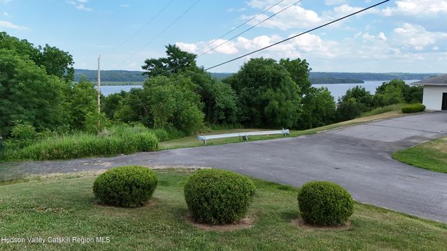 39 Market Street, Saugerties, NY 12477