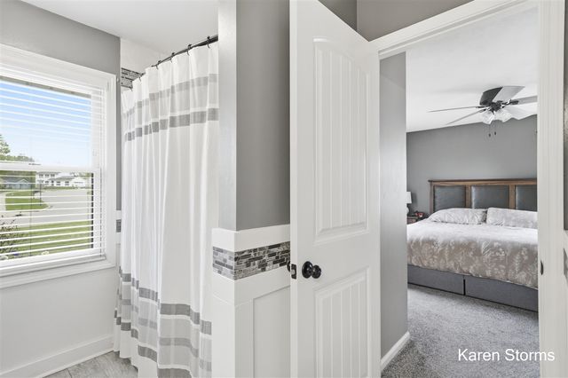 6626 Crownpointe Drive, Byron Center, MI 49315