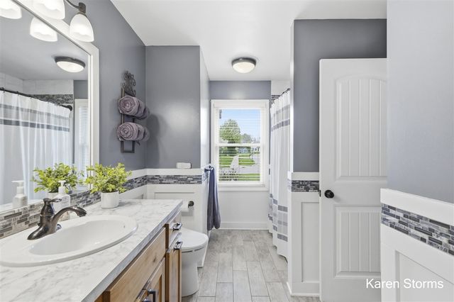 6626 Crownpointe Drive, Byron Center, MI 49315