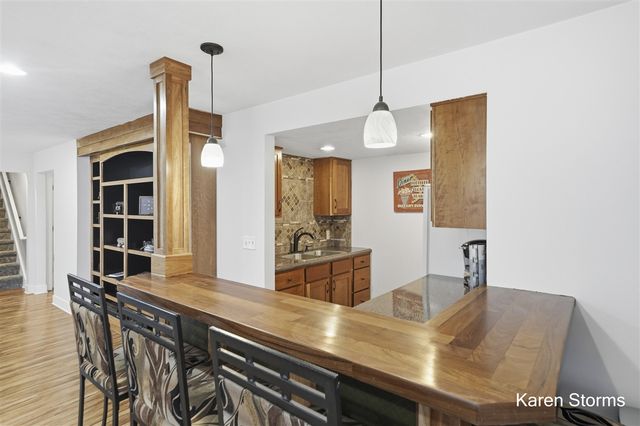 6626 Crownpointe Drive, Byron Center, MI 49315