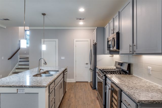 4316 Hartford Street 18, Dallas, TX 75219