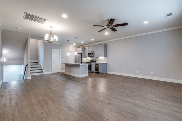 4316 Hartford Street 18, Dallas, TX 75219