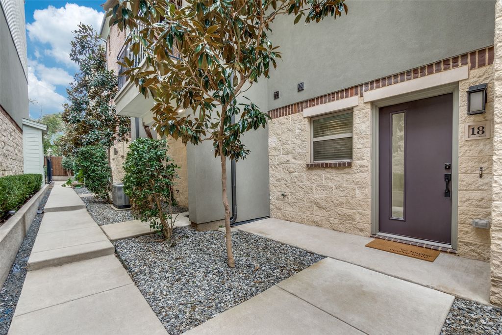 4316 Hartford Street 18, Dallas, TX 75219