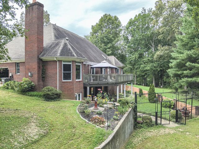 20 Timber Ridge Dr Drive, Paducah, KY 42001