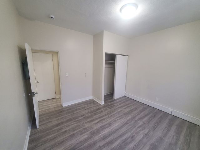 14 Abbottsford 9, Boston, MA 02121