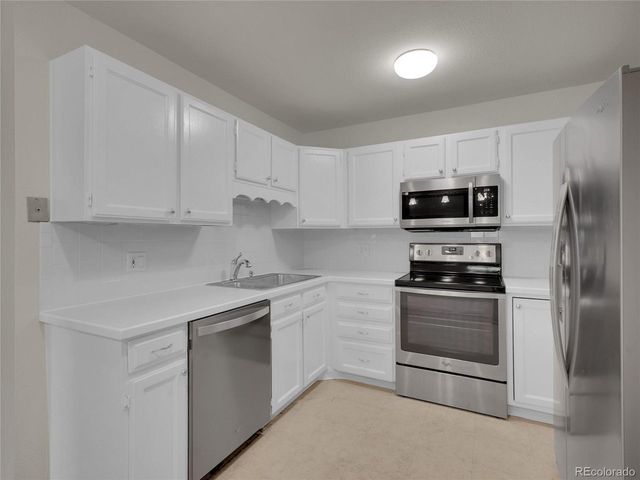 3144 S Wheeling Way 206, Aurora, CO 80014