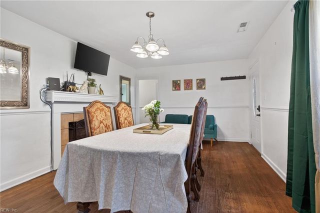 32 Cypress RD, Portsmouth, VA 23701