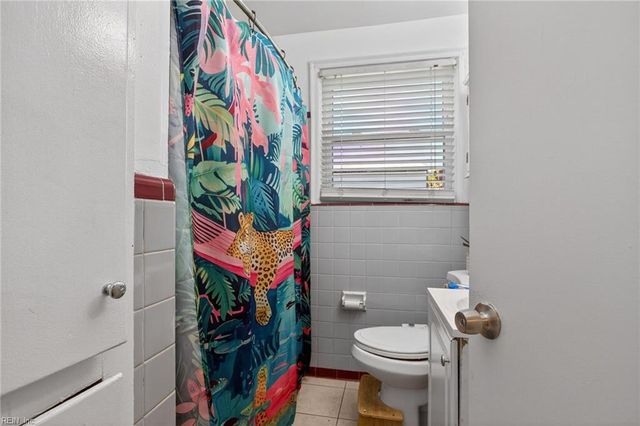 32 Cypress RD, Portsmouth, VA 23701