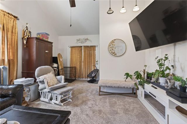 32 Cypress RD, Portsmouth, VA 23701