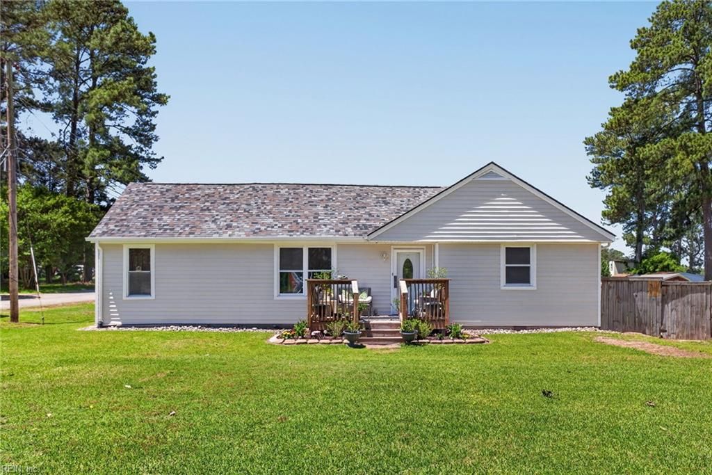 32 Cypress RD, Portsmouth, VA 23701