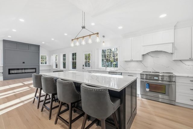 4 Aerial Street, Lexington, MA 02421