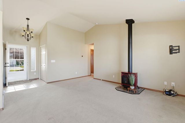 3317 Huntington Street, Kennewick, WA 99337