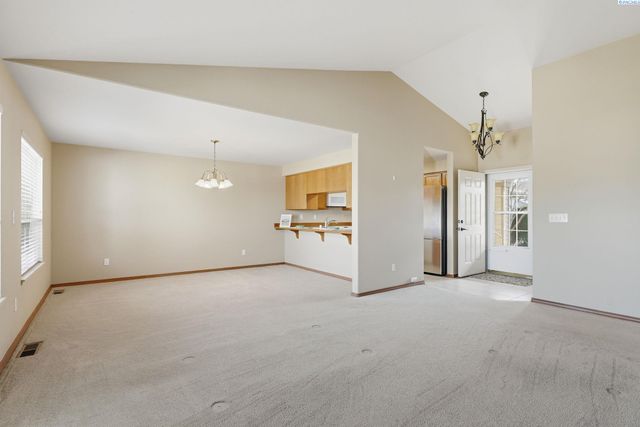 3317 Huntington Street, Kennewick, WA 99337