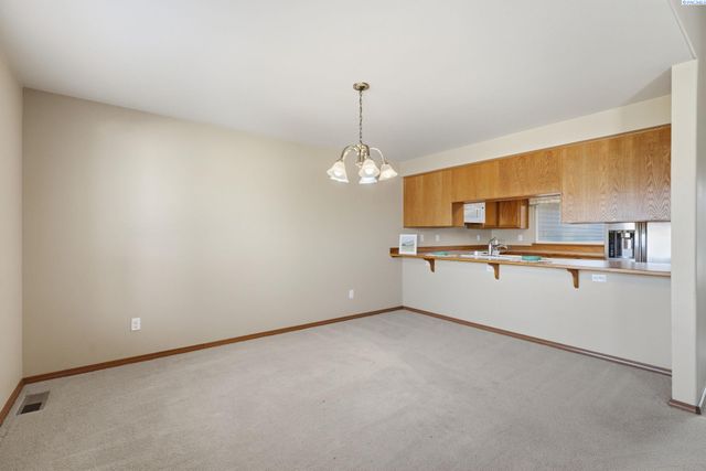 3317 Huntington Street, Kennewick, WA 99337