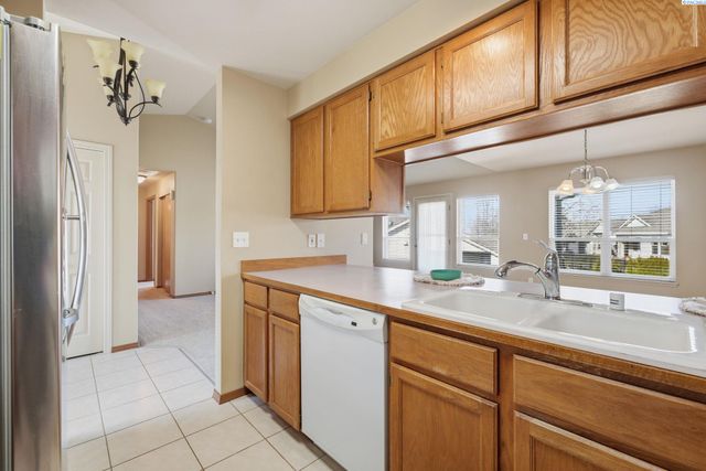 3317 Huntington Street, Kennewick, WA 99337