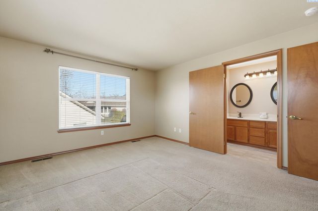 3317 Huntington Street, Kennewick, WA 99337