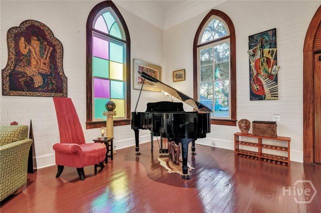 2716 Mechanics Avenue, Thunderbolt, GA 31404