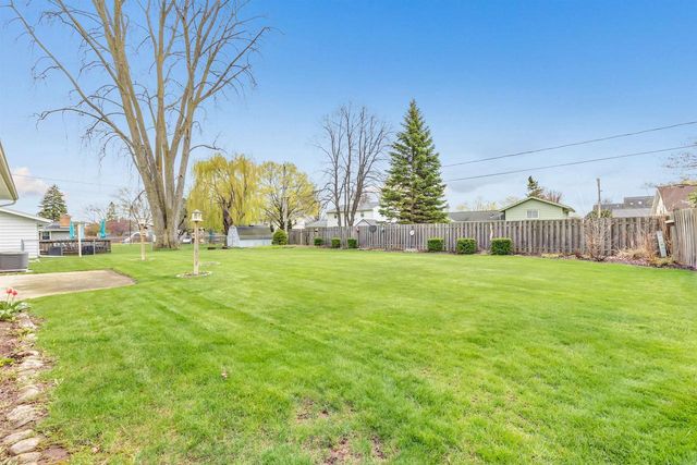 324 KENNEY STREET, Green Bay, WI 54301