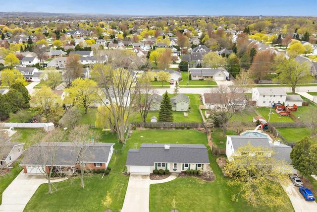 324 KENNEY STREET, Green Bay, WI 54301