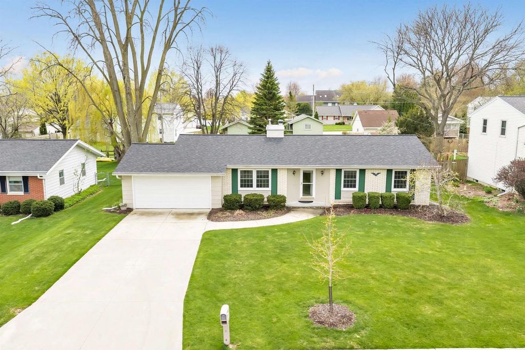 324 KENNEY STREET, Green Bay, WI 54301