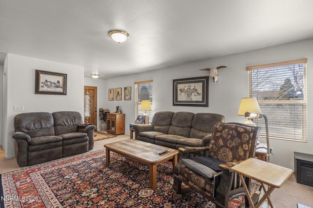 Image 7 of property listing at 7497 Hebrides Court, Reno, NV 89506