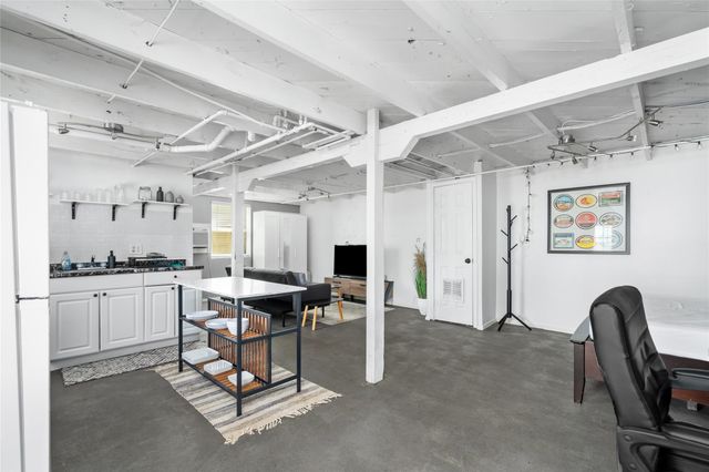 2402 Hazard Street, Houston, TX 77019